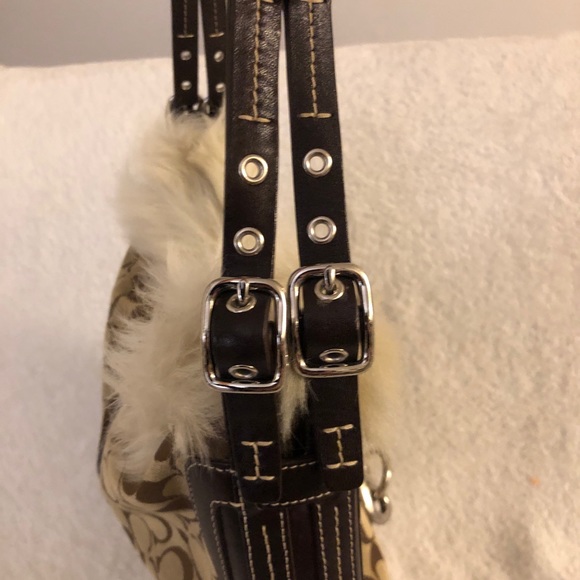 Coach purse with real rabbit fur - Picture 6 of 6
